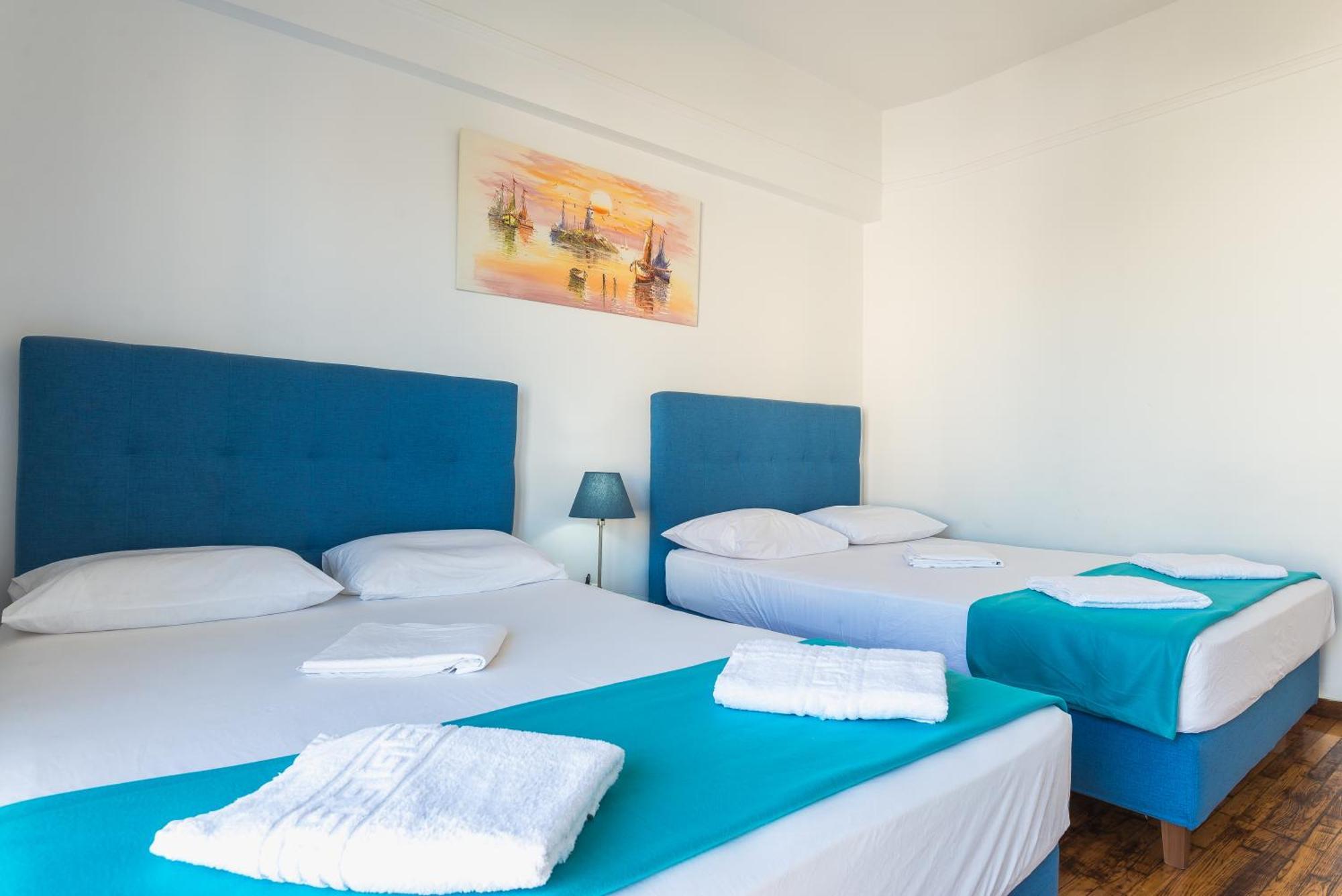 Super Paradise Apartments Атина Екстериор снимка