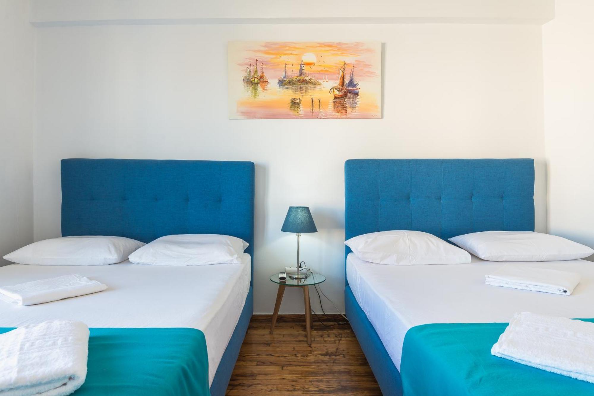 Super Paradise Apartments Атина Екстериор снимка