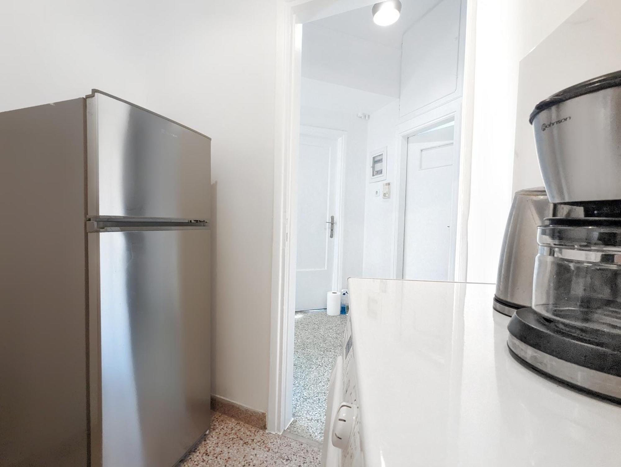 Super Paradise Apartments Атина Екстериор снимка