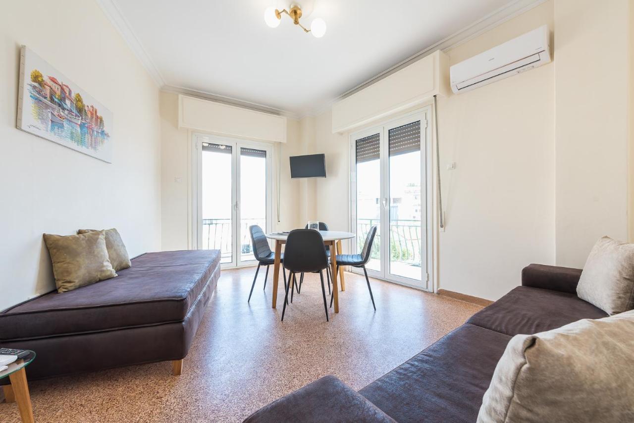 Super Paradise Apartments Атина Екстериор снимка