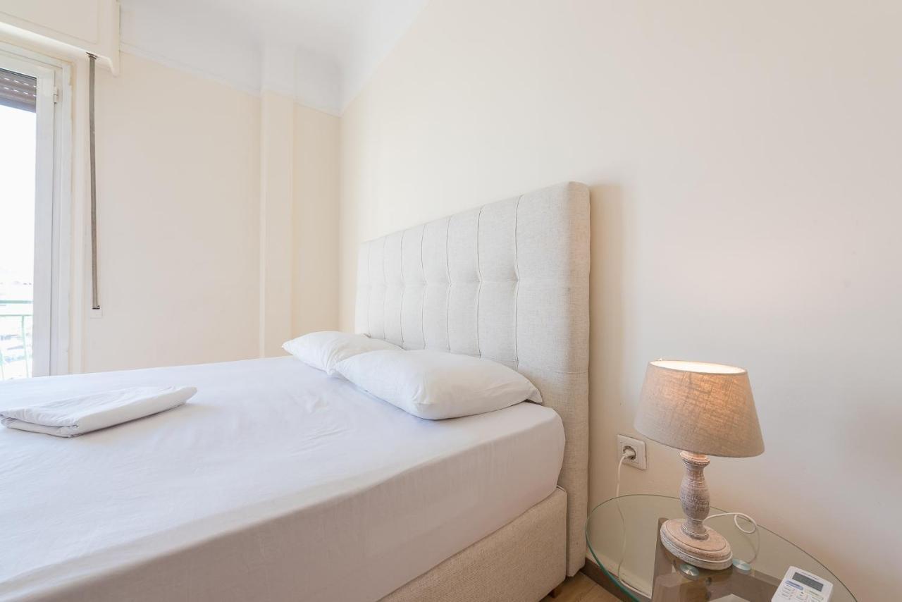 Super Paradise Apartments Атина Екстериор снимка