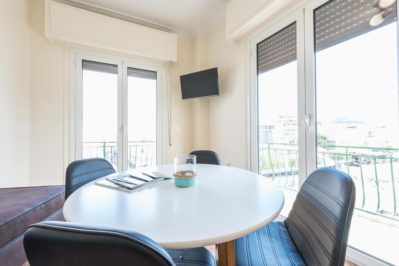 Super Paradise Apartments Атина Екстериор снимка